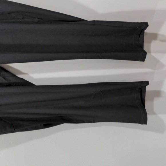 Carhartt Women's Knit Waist Straight Leg Cargo Scrub Pant Size 3XL Black - Picture 4 of 11